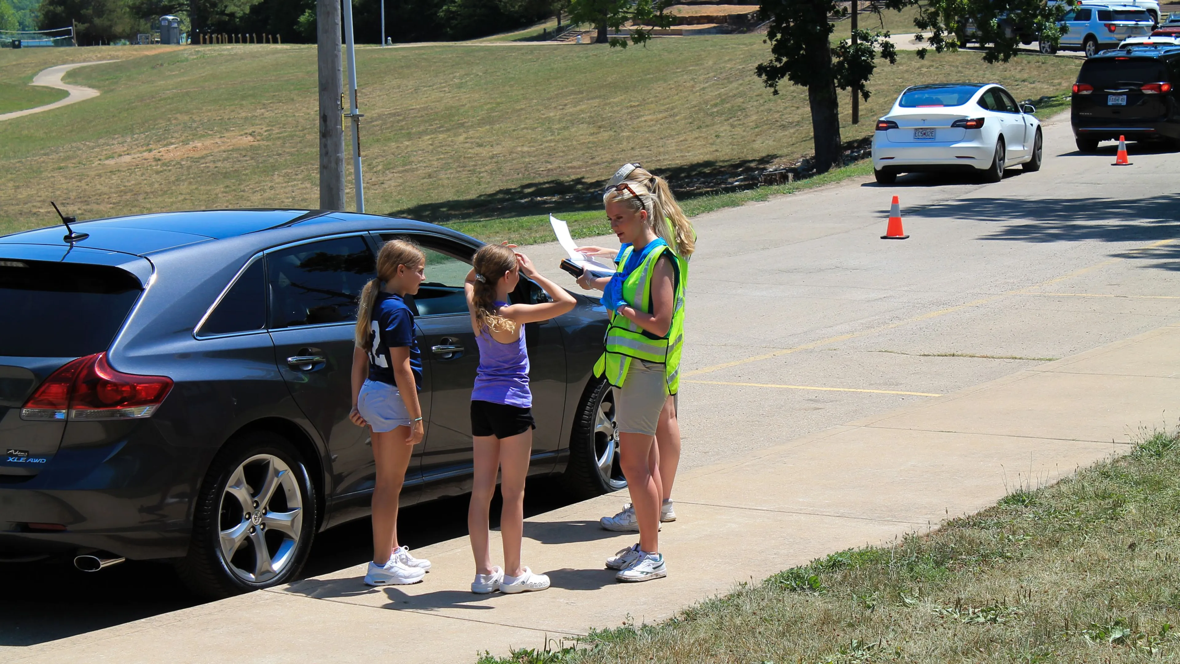 two young campers at camp check-in for ymca camp lakewood
